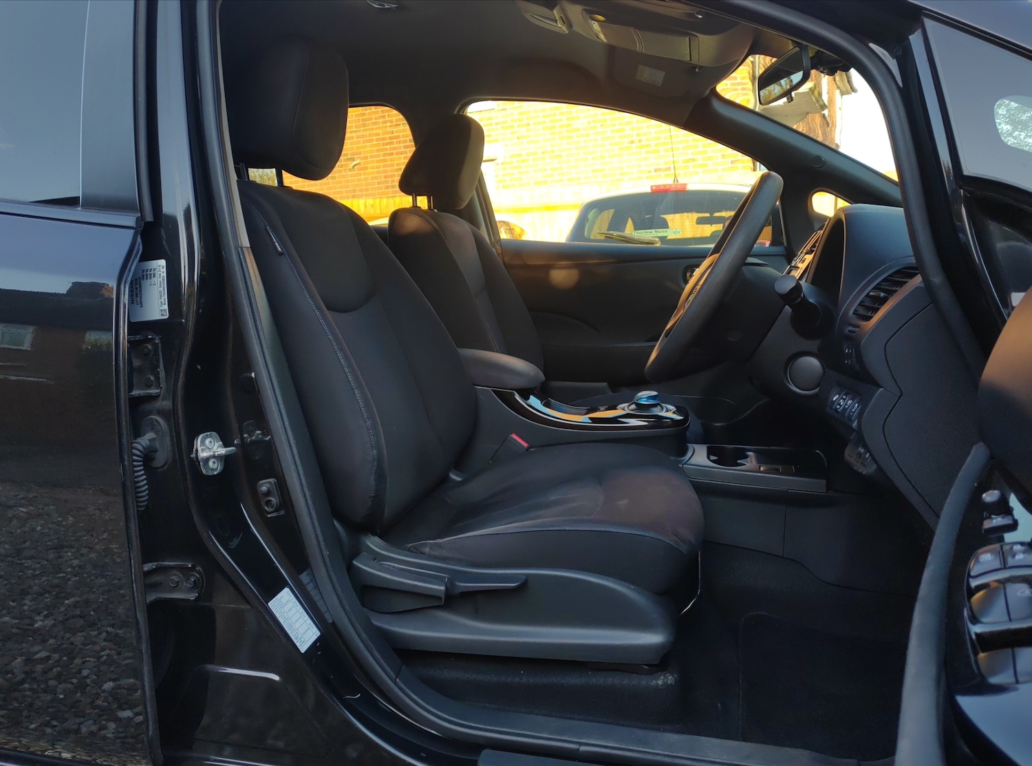 Used Nissan Leaf 2015 for sale - 78202159: Photo 12