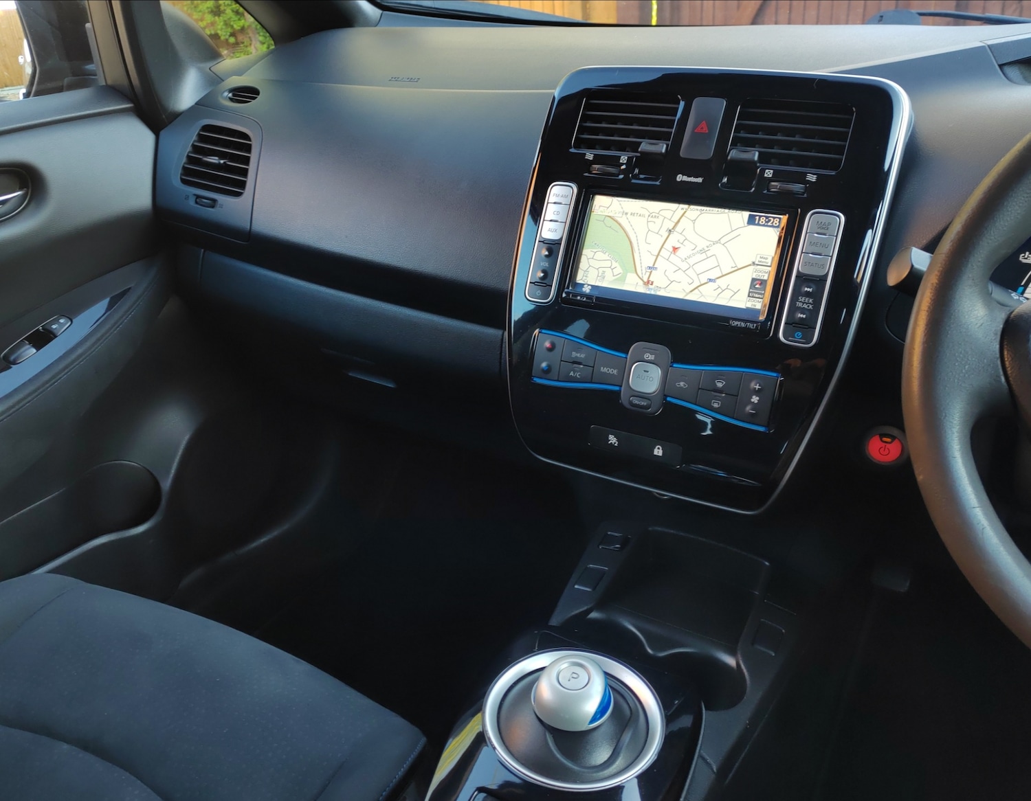 Used Nissan Leaf 2015 for sale - 78202159: Photo 17