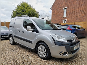 Used Citroen Berlingo Multispace 2015 for sale - 78489442: Photo