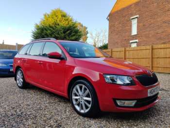2014 (14) - 1.6 TDI CR Elegance Estate, Full Service History, Clean Car 5-Door