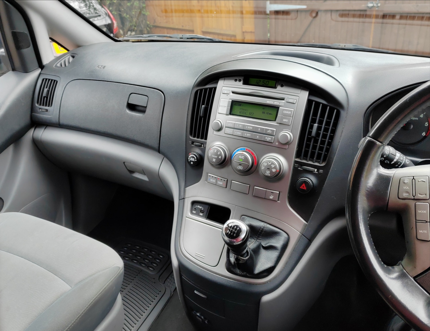 Used Hyundai i800 2015 for sale - 76396847: Photo 17