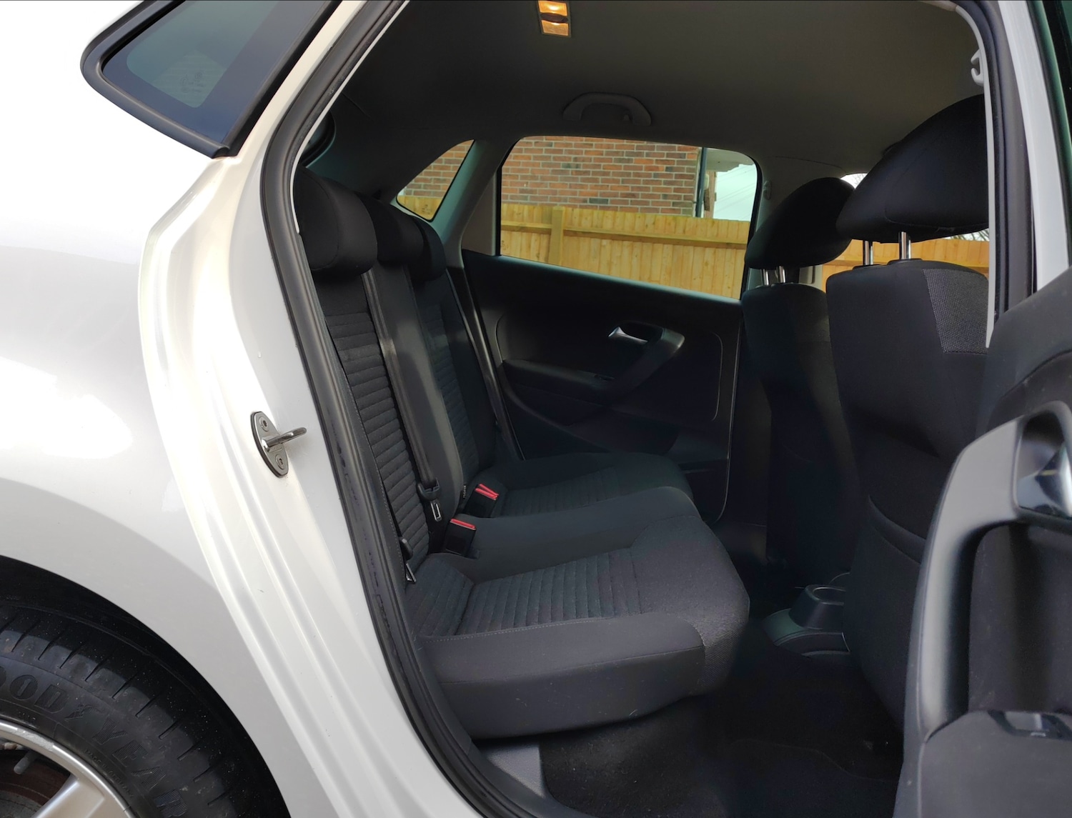 Used Volkswagen Polo 2012 for sale - 77235407: Photo 12