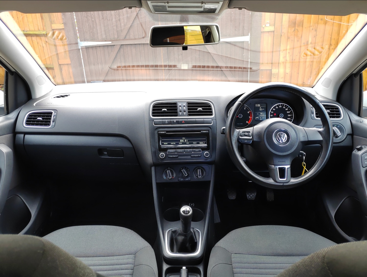 Used Volkswagen Polo 2012 for sale - 77235407: Photo 15