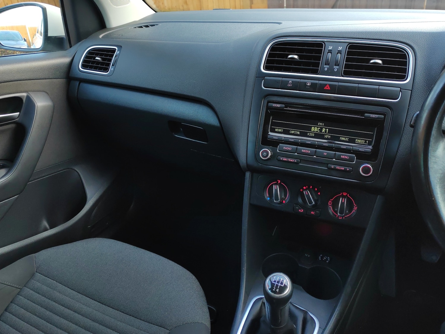 Used Volkswagen Polo 2012 for sale - 77235407: Photo 18