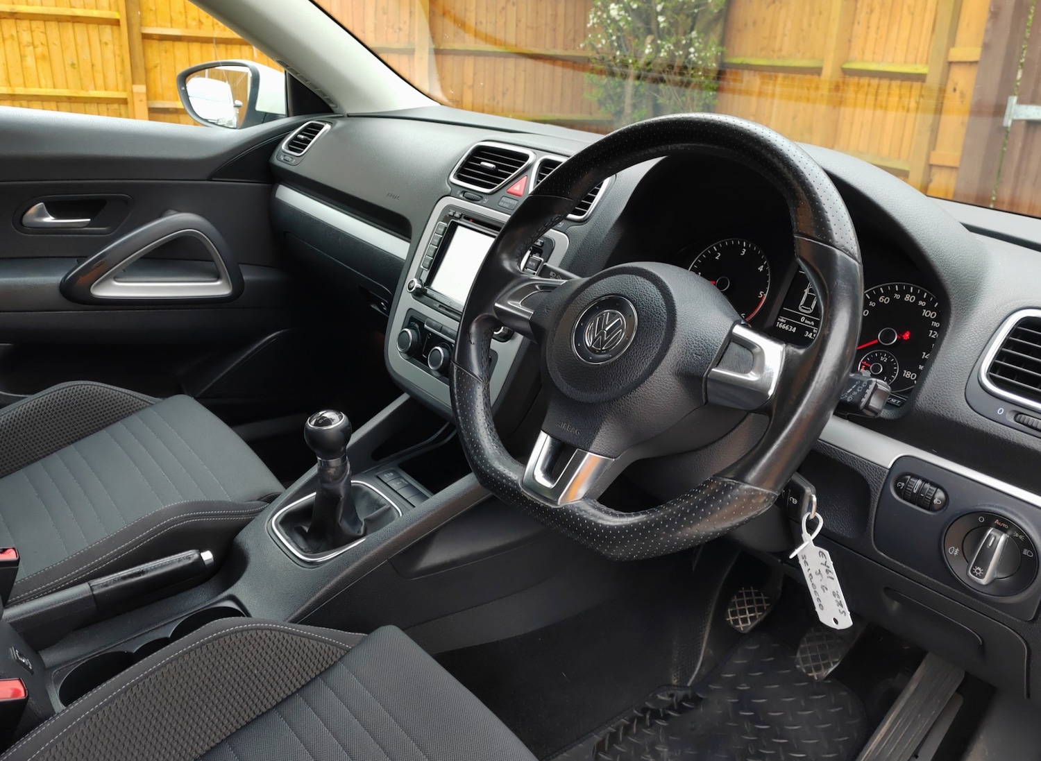 Used Volkswagen Scirocco 2011 for sale - 77897858: Photo 15