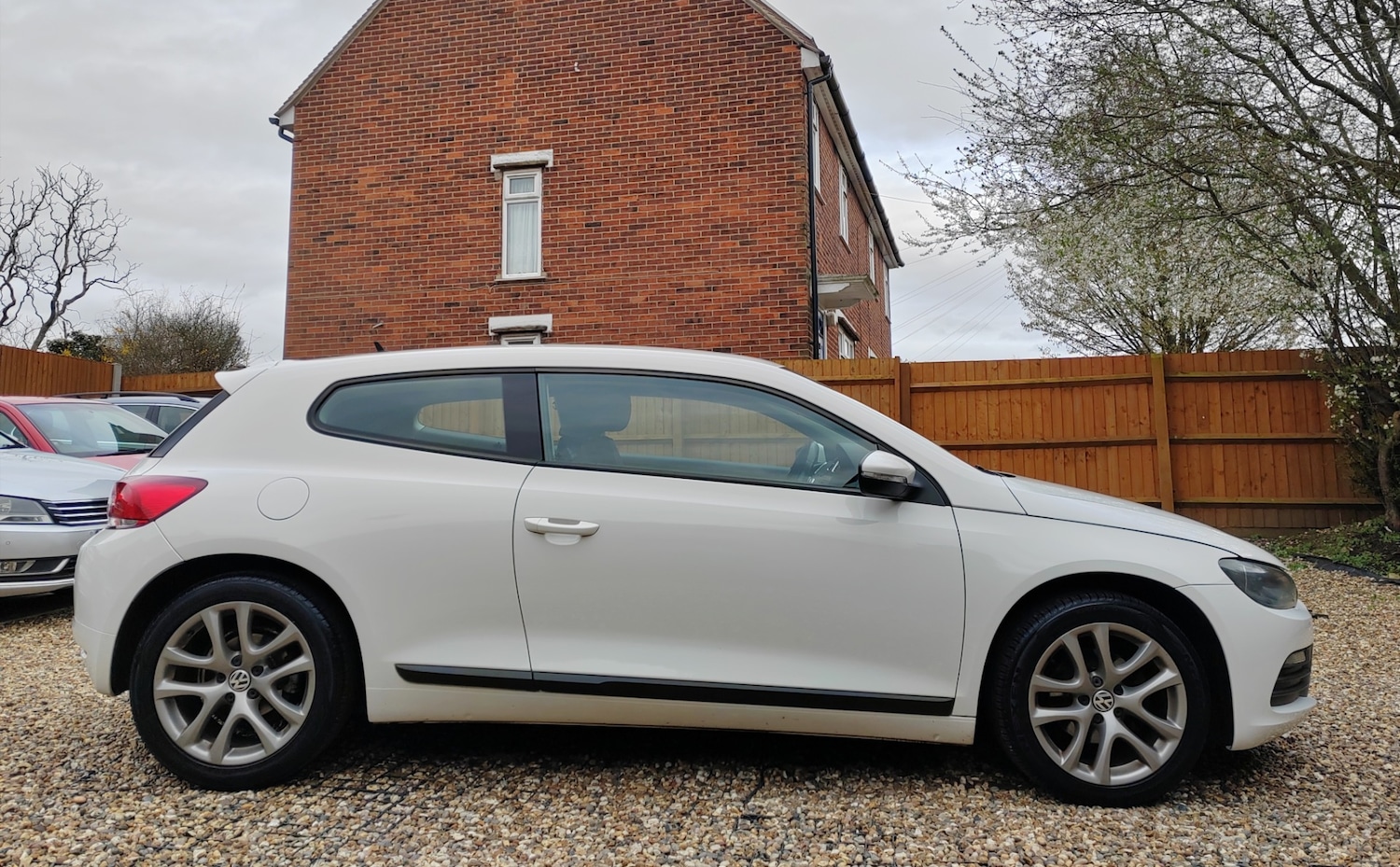 Used Volkswagen Scirocco 2011 for sale - 77897858: Photo 4