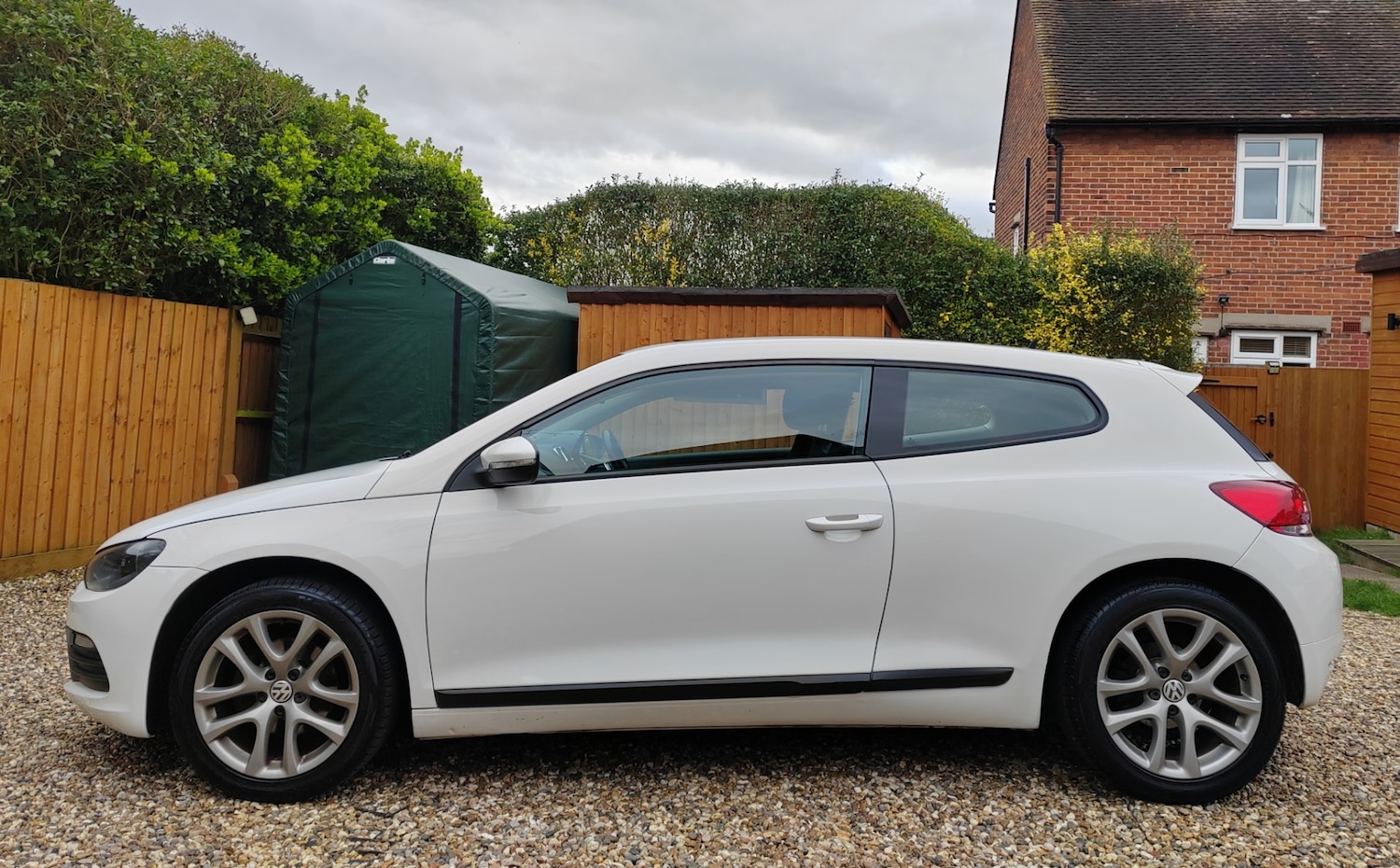 Used Volkswagen Scirocco 2011 for sale - 77897858: Photo 5