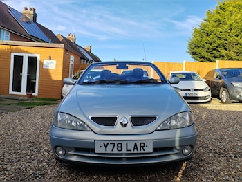 Used Renault Megane 2001 for sale - 77339261: Photo