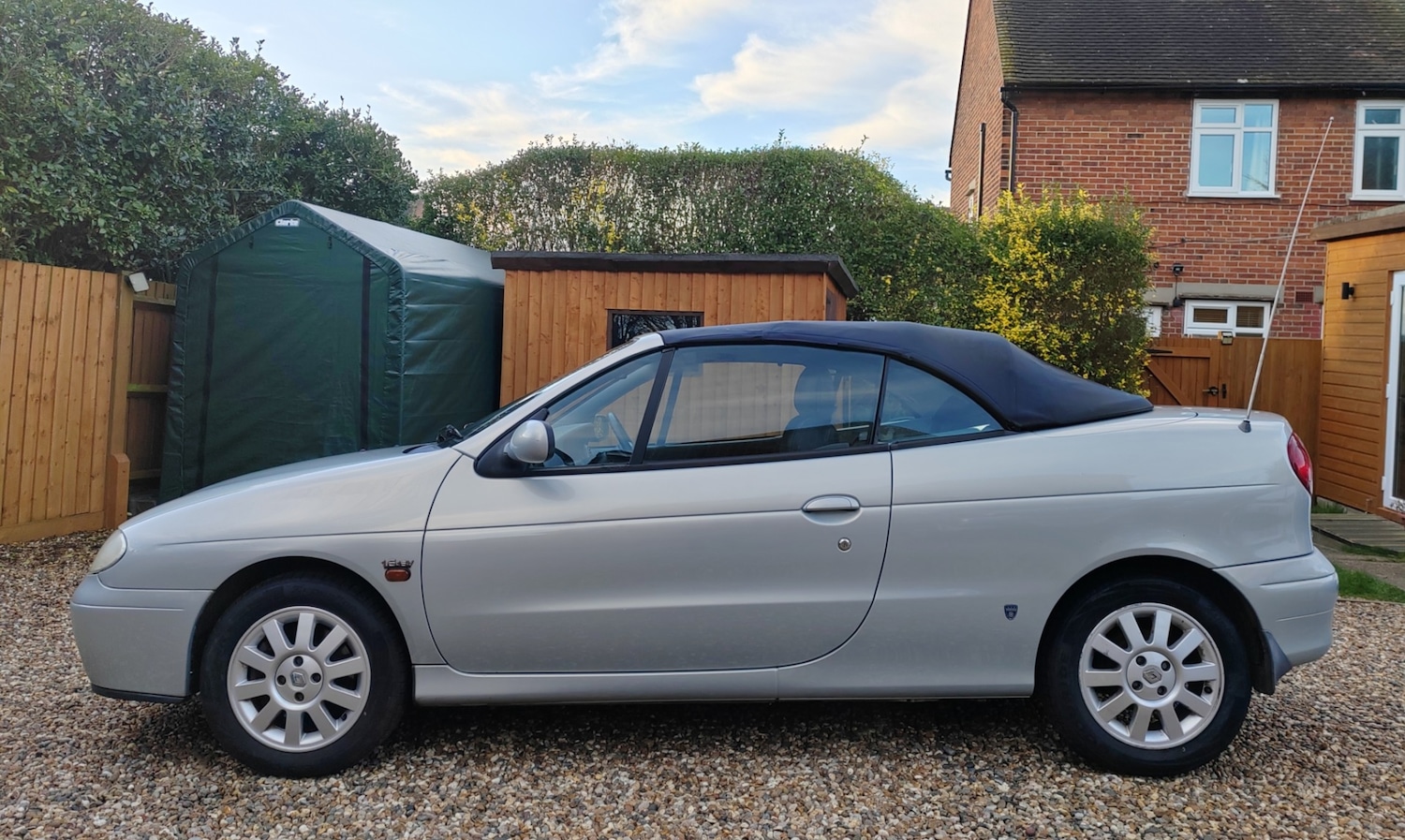 Used Renault Megane 2001 for sale - 77339261: Photo 6