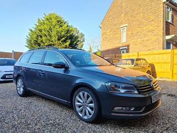Used Volkswagen Passat 2013 for sale - 79342630: Photo