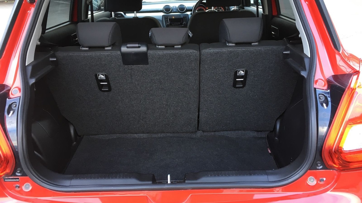 Used Suzuki Swift 2019 for sale - 76609422: Photo 16