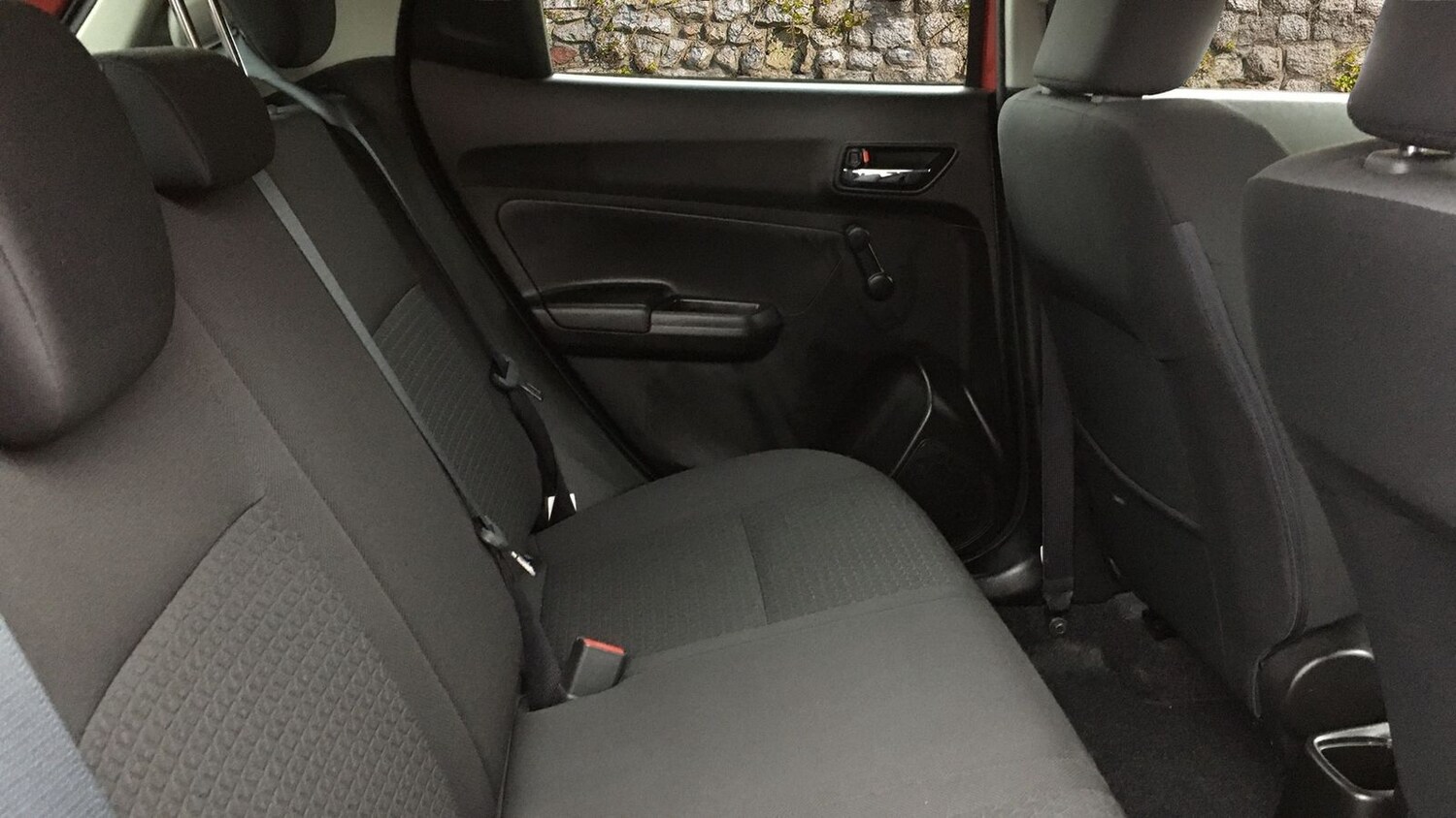 Used Suzuki Swift 2020 for sale - 76065789: Photo 11