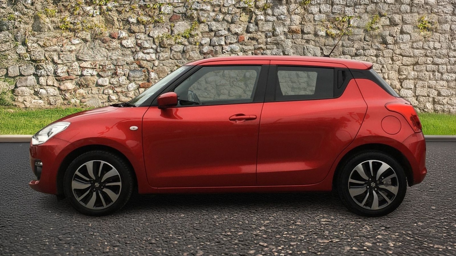 Used Suzuki Swift 2020 for sale - 76065789: Photo 4