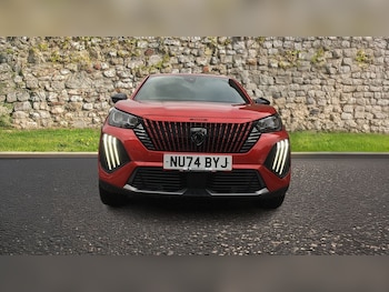 Used Peugeot 2008 2024 for sale - 76124874: Photo 2