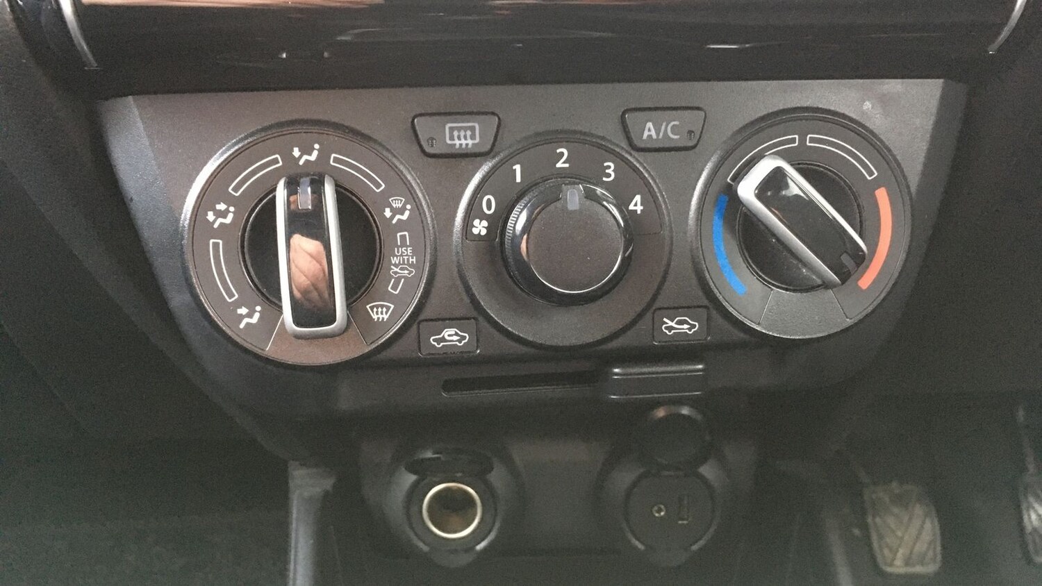 Used Suzuki Swift 2023 for sale - 77311541: Photo 15