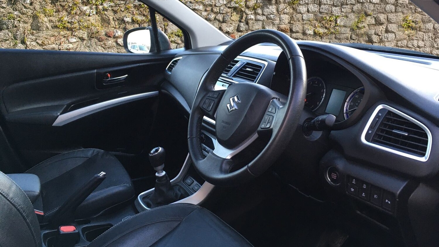 Used Suzuki SX4 S-Cross 2017 for sale - 76773530: Photo 9