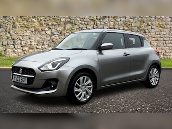 Used Suzuki Swift 2023 for sale - 76261740: Photo 3