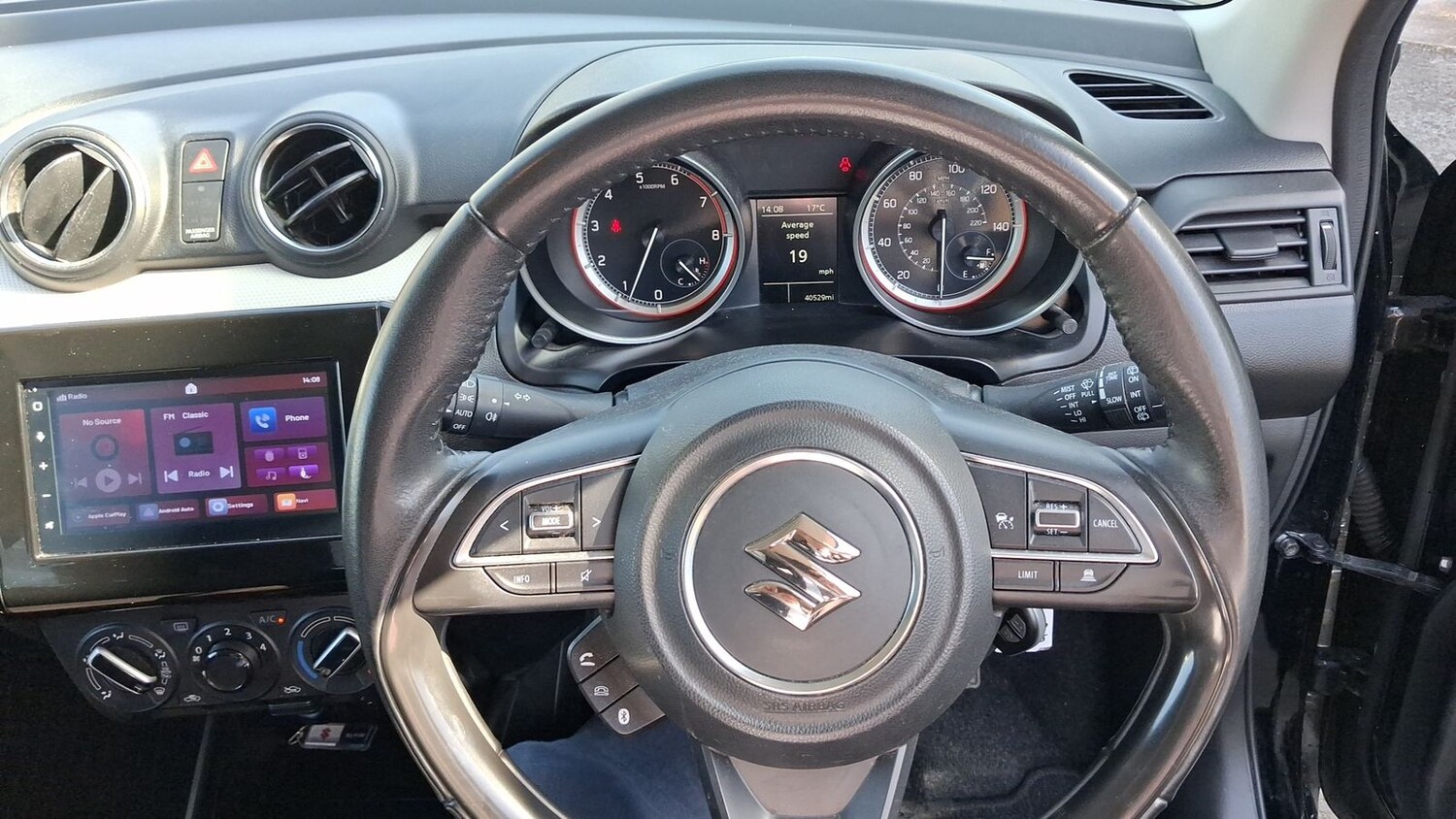 Used Suzuki Swift 2022 for sale - 78175818: Photo 15