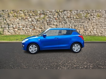 Used Suzuki Swift 2018 for sale - 79126037: Photo