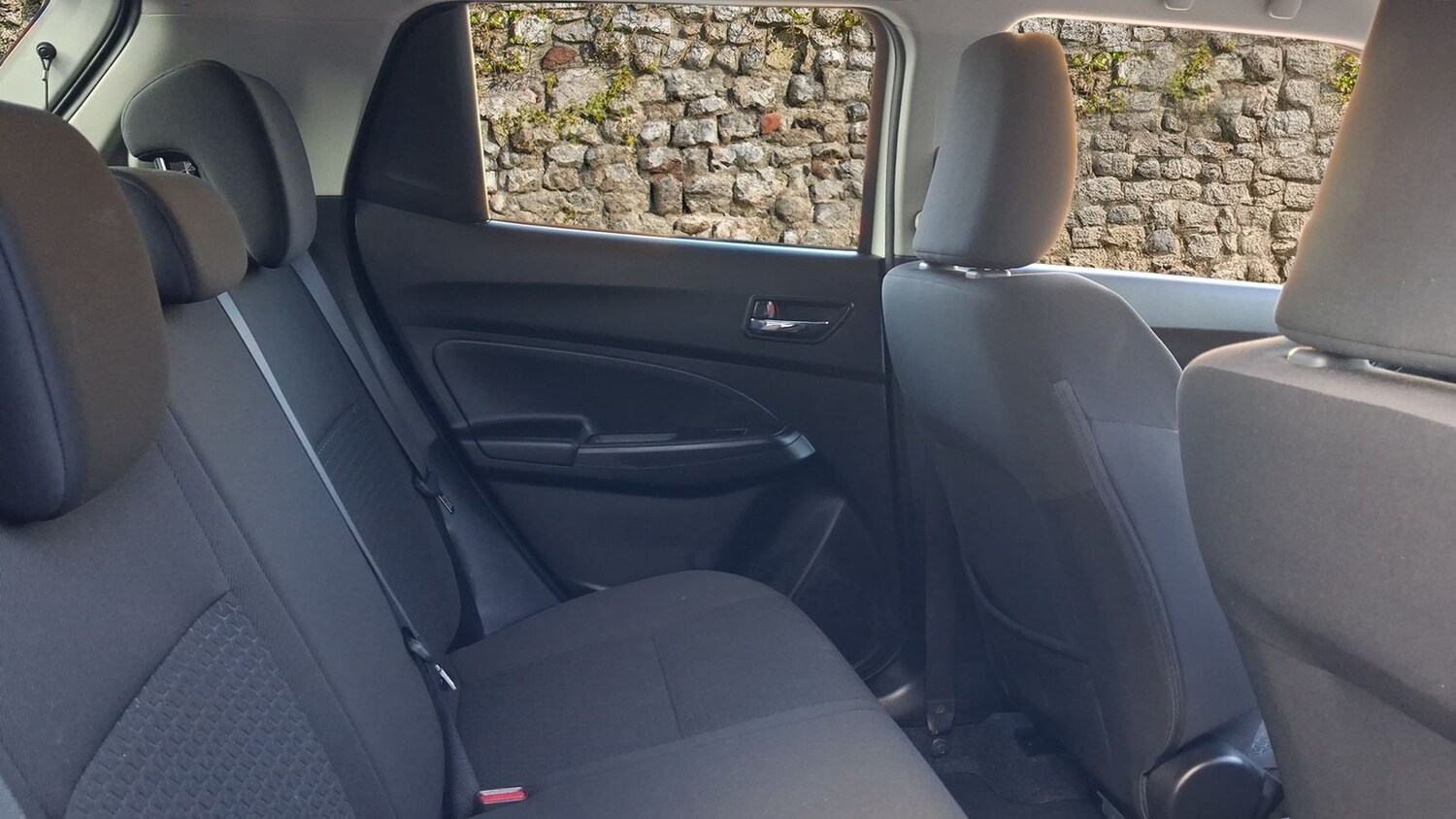 Used Suzuki Swift 2022 for sale - 77810326: Photo 11