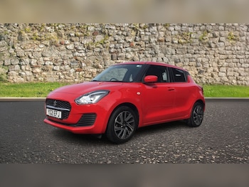 Used Suzuki Swift 2021 for sale - 75771256: Photo