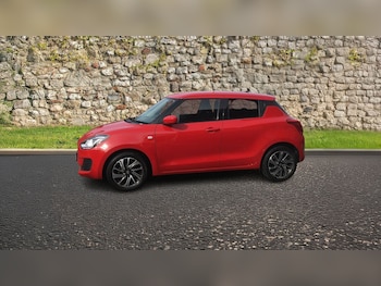 Used Suzuki Swift 2021 for sale - 75771256: Photo