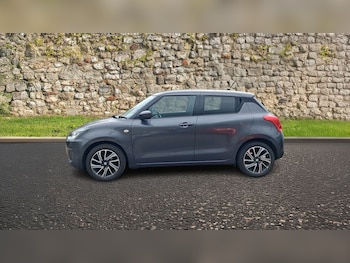 Used Suzuki Swift 2023 for sale - 78103122: Photo