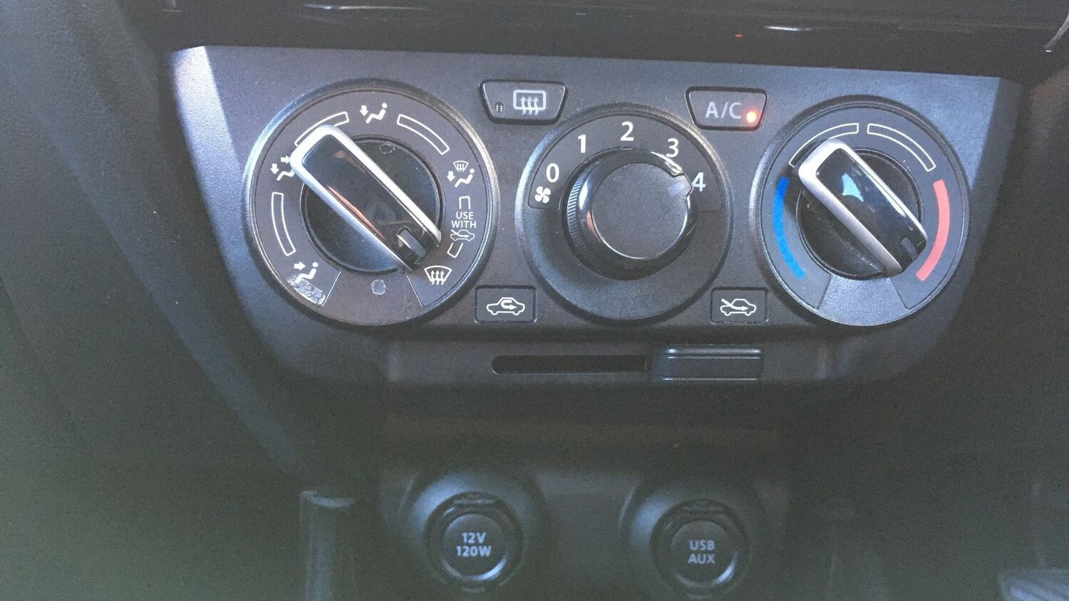 Used Suzuki Swift 2023 for sale - 76062248: Photo 14