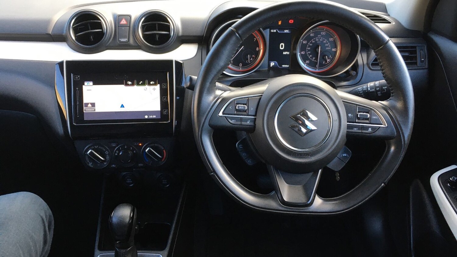 Used Suzuki Swift 2023 for sale - 76062248: Photo 16