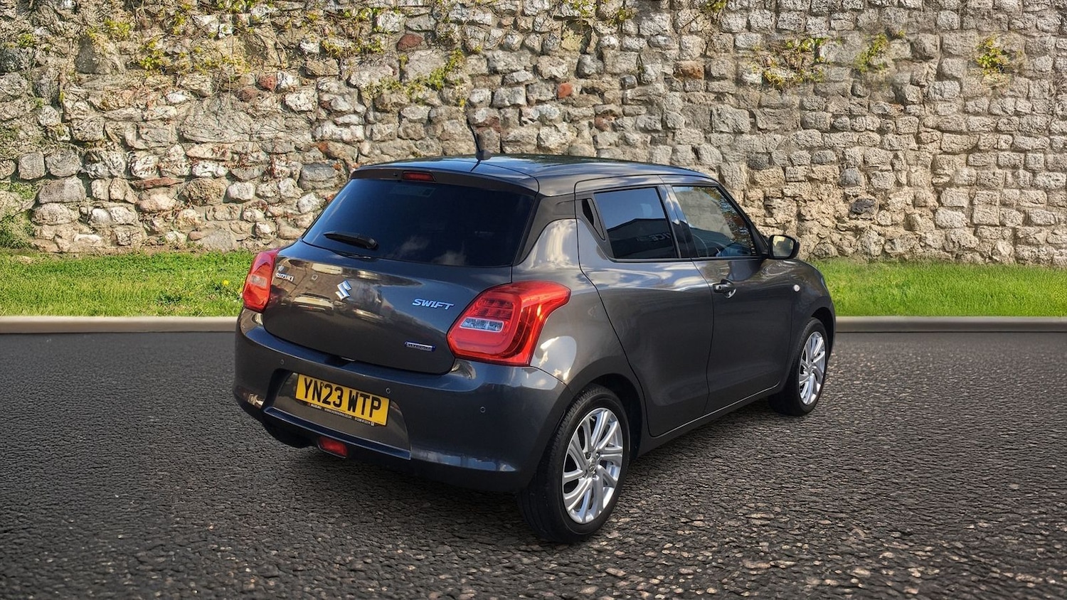 Used Suzuki Swift 2023 for sale - 76062248: Photo 6