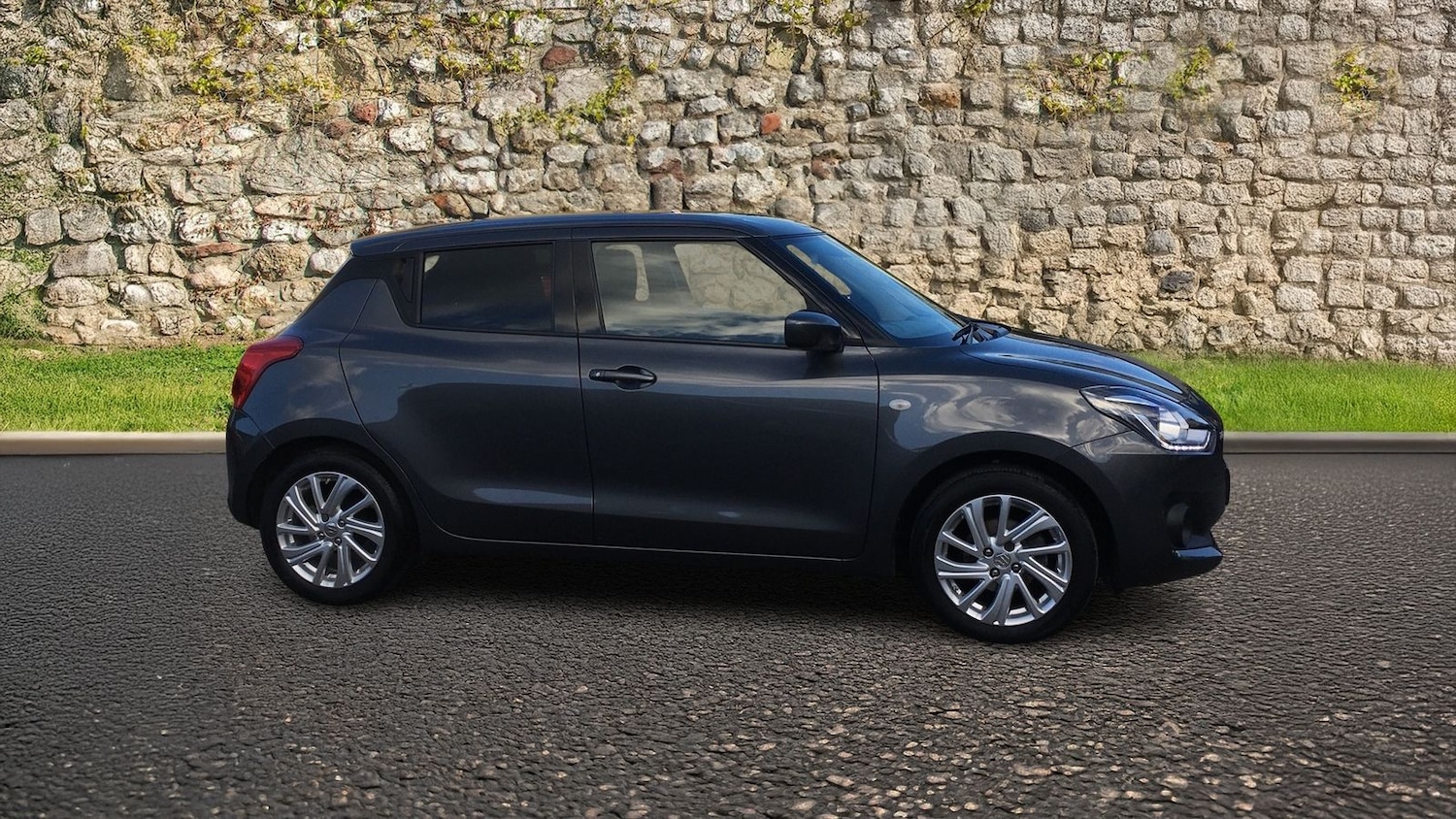 Used Suzuki Swift 2023 for sale - 76062248: Photo 7