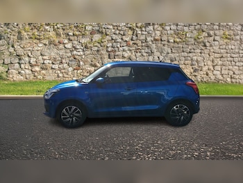 Used Suzuki Swift 2022 for sale - 77552534: Photo