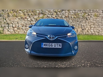 Used Toyota Yaris 2016 for sale - 78555052: Photo