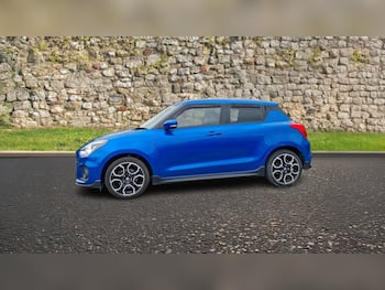 Used Suzuki Swift 2018 for sale - 79640032: Photo