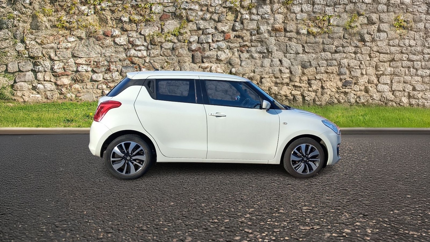 Used Suzuki Swift 2020 for sale - 77960074: Photo 8