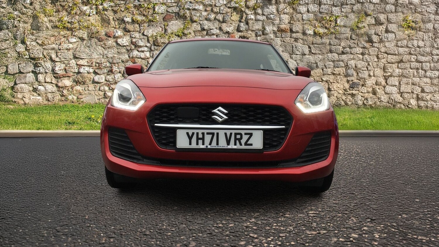 Used Suzuki Swift 2021 for sale - 77134082: Photo 2