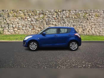 Used Suzuki Swift 2015 for sale - 77281205: Photo