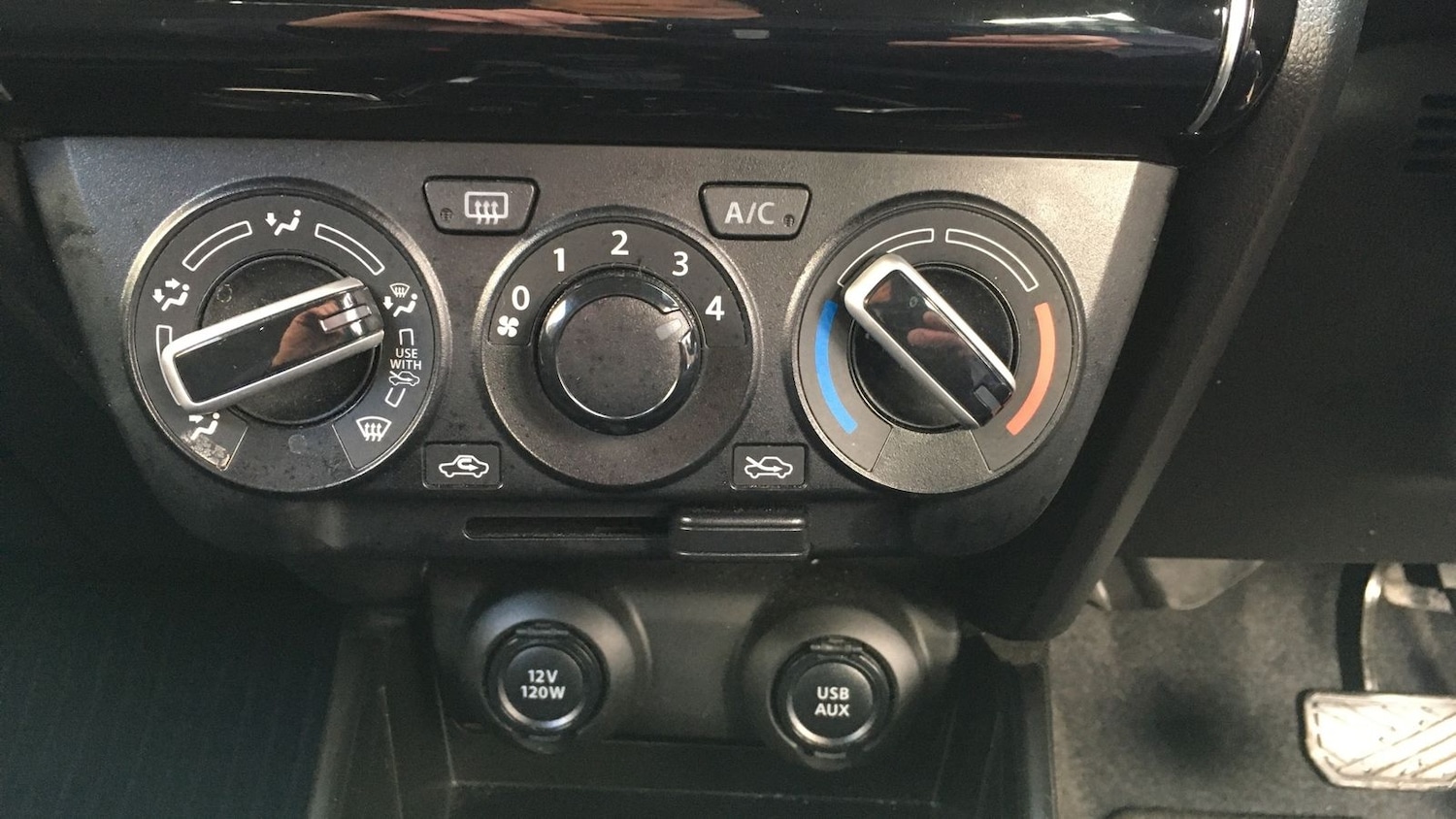 Used Suzuki Swift 2023 for sale - 76261733: Photo 22