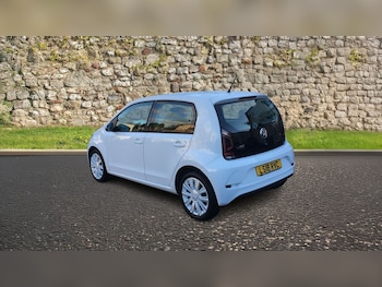Used Volkswagen up! 2018 for sale - 76717519: Photo