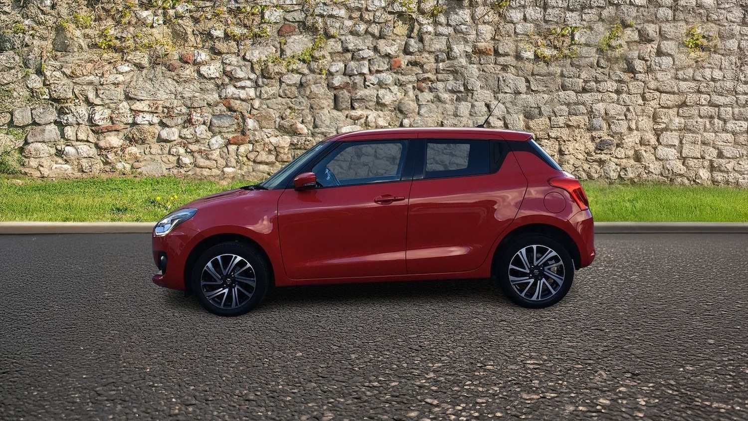 Used Suzuki Swift 2021 for sale - 76378583: Photo 4