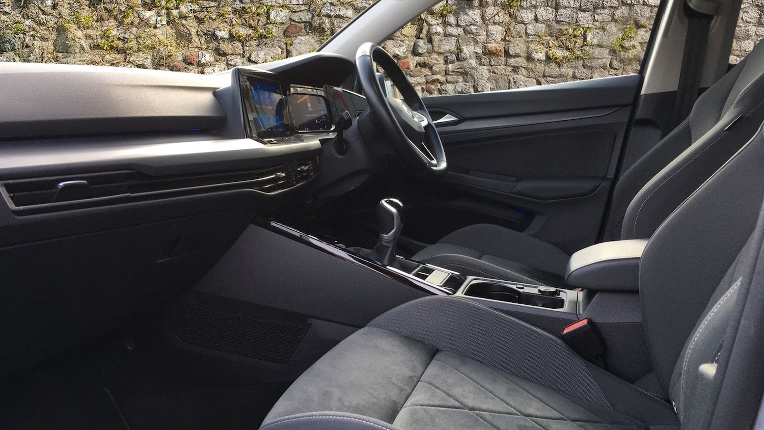 Used Volkswagen Golf 2022 for sale - 77068023: Photo 11