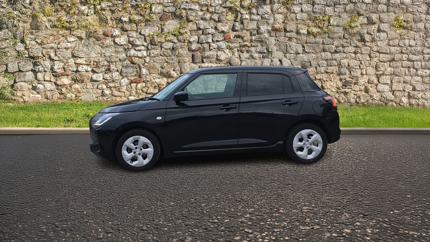 Used Suzuki Swift 2025 for sale - 77281186: Photo 4