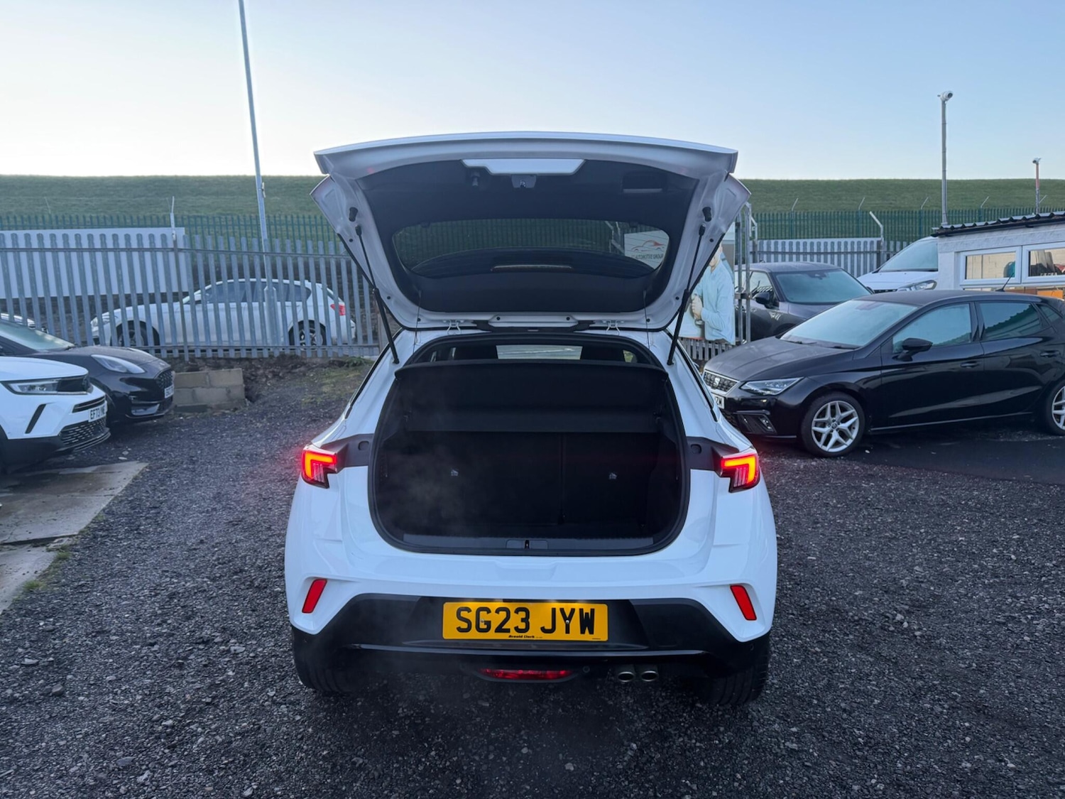 Used Vauxhall Mokka 2023 for sale - 77290785: Photo 3