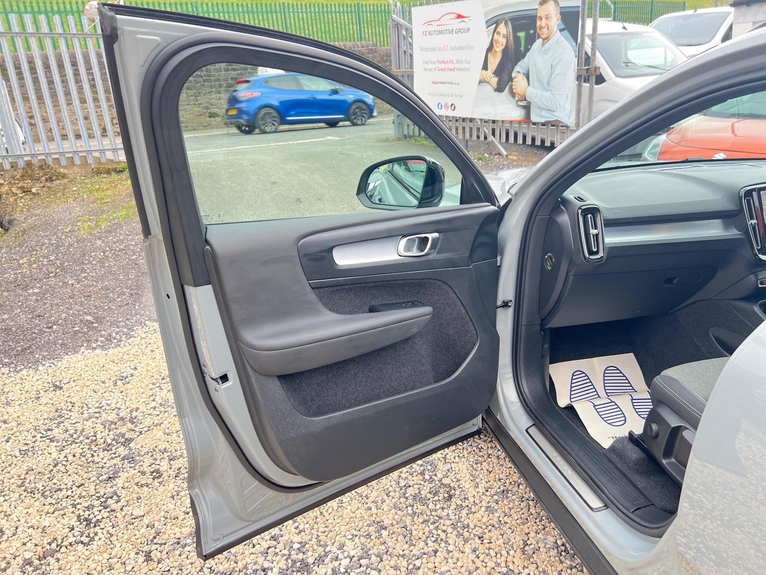 Used Volvo XC40 2024 for sale - 77839100: Photo 29