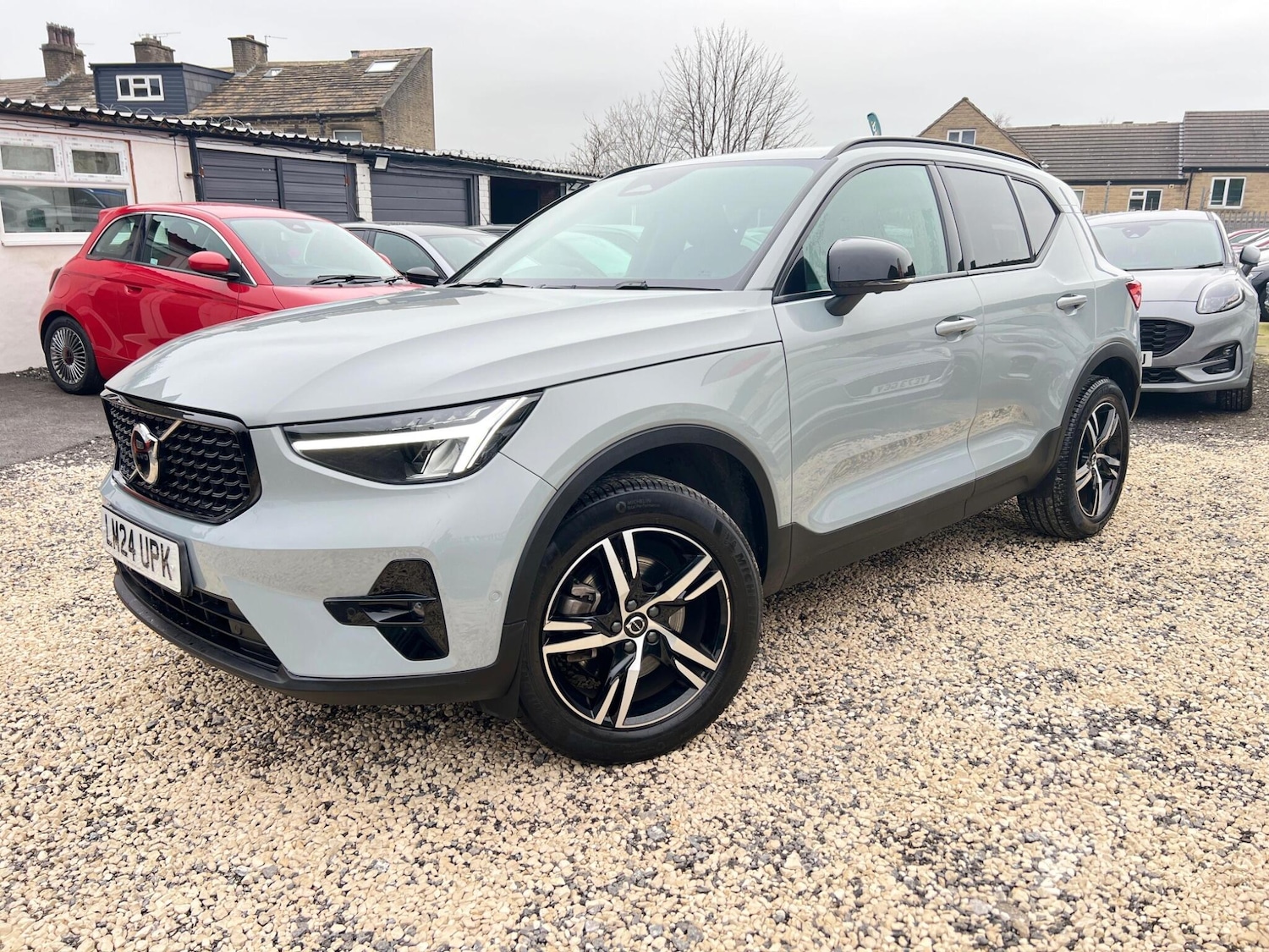 Used Volvo XC40 2024 for sale - 77839100: Photo 3