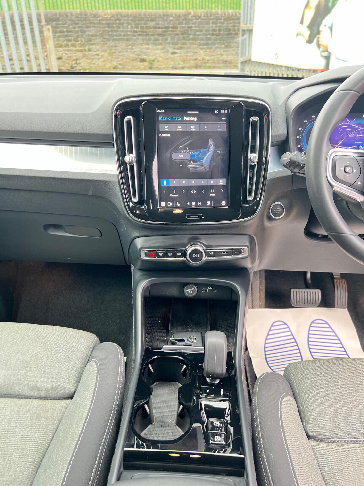 Used Volvo XC40 2024 for sale - 77839100: Photo 37