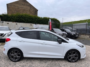 Used Ford Fiesta 2018 for sale - 78517203: Photo