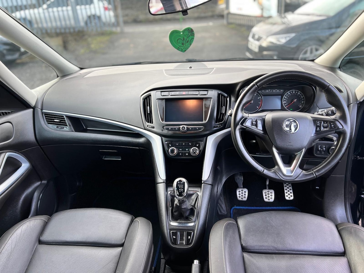 Used Vauxhall Zafira 2018 for sale - 77237949: Photo 10