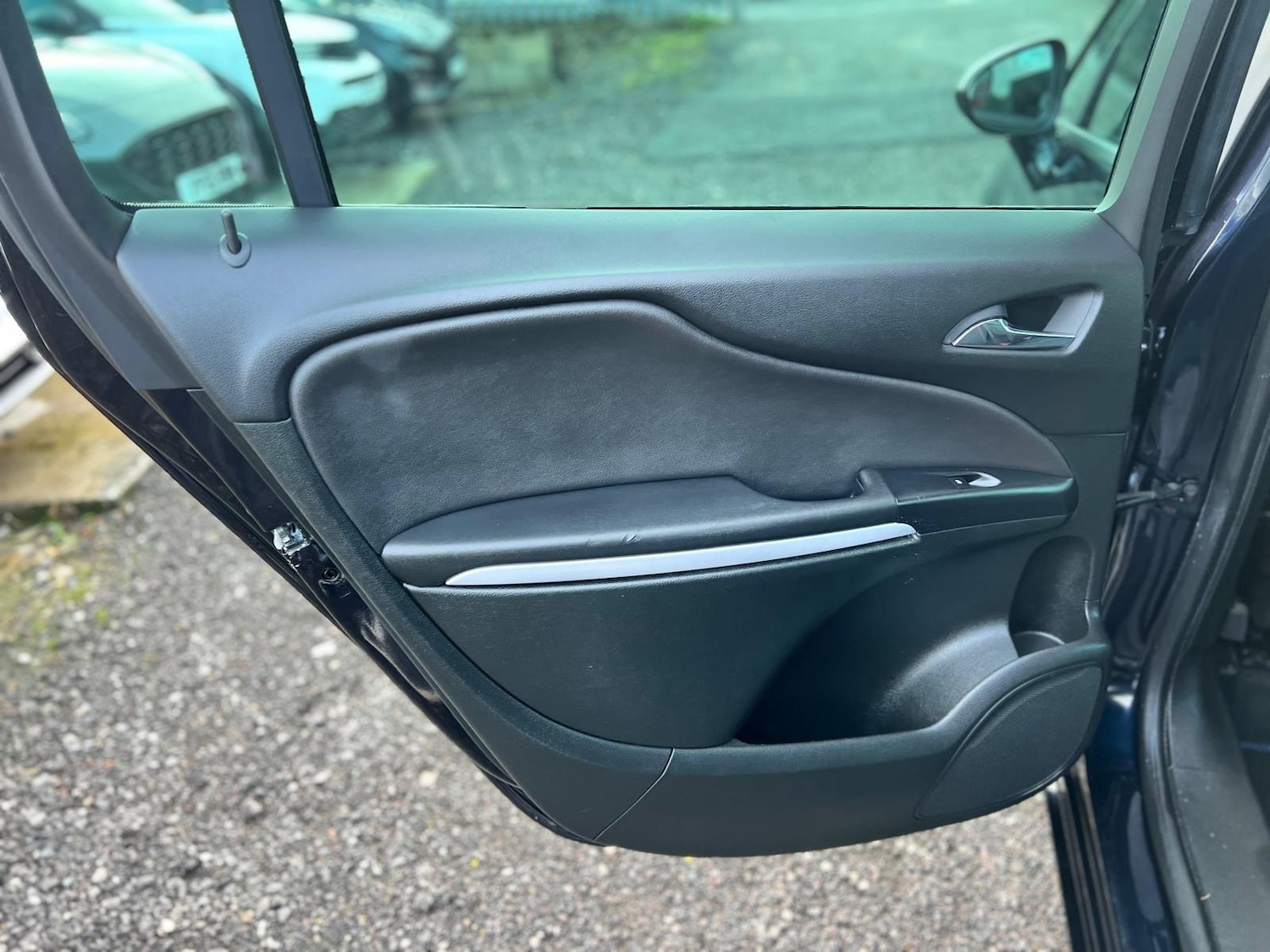 Used Vauxhall Zafira 2018 for sale - 77237949: Photo 27