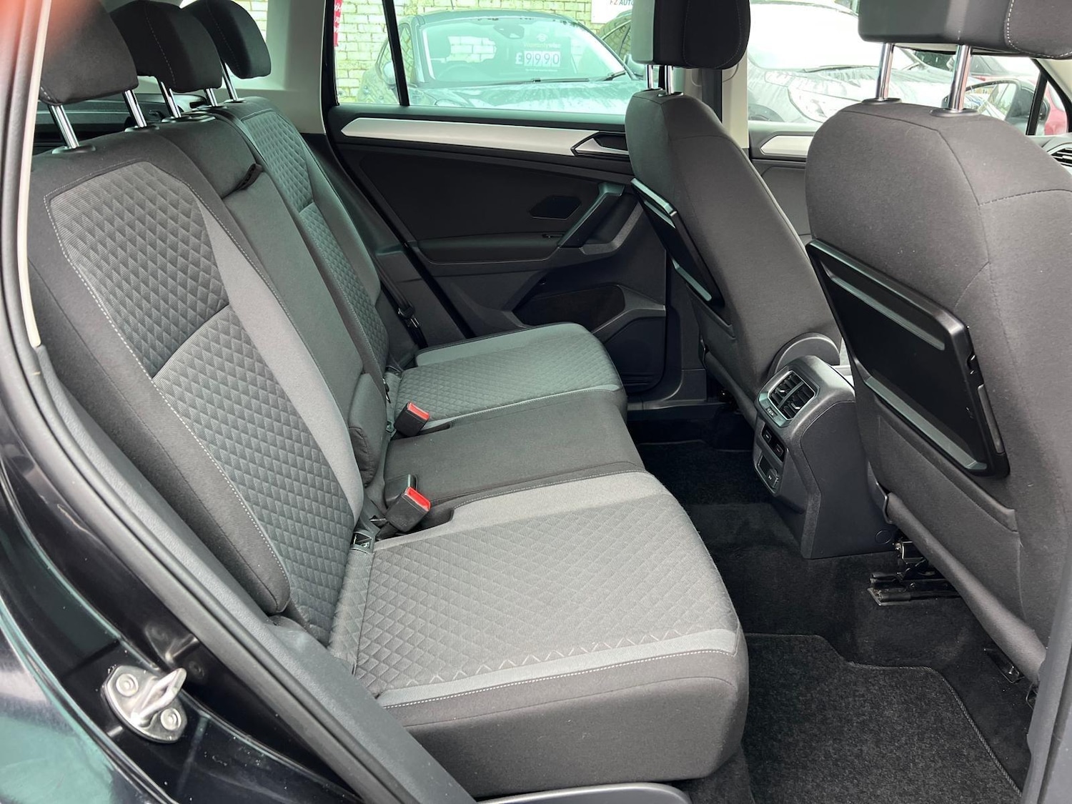 Used Volkswagen Tiguan 2017 for sale - 76549531: Photo 12